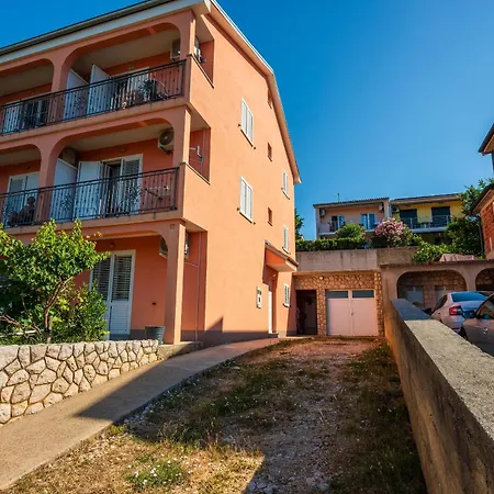 Ines Apartman