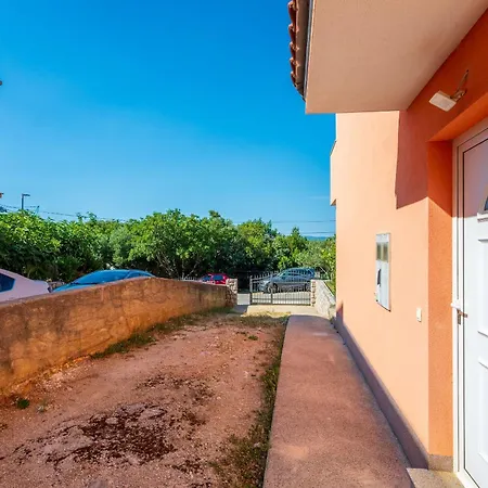 Ines Apartman